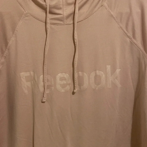 Reebok women’s lightweight hoodie, size Medium, dusty rose pink - Picture 3 of 7